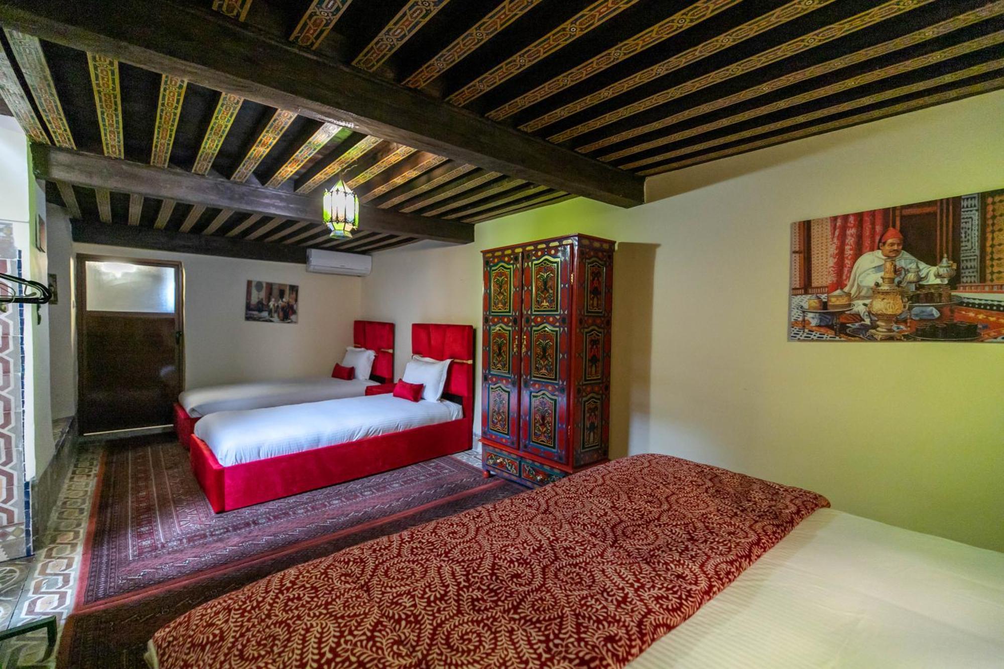 Riad Hadia - Prestige